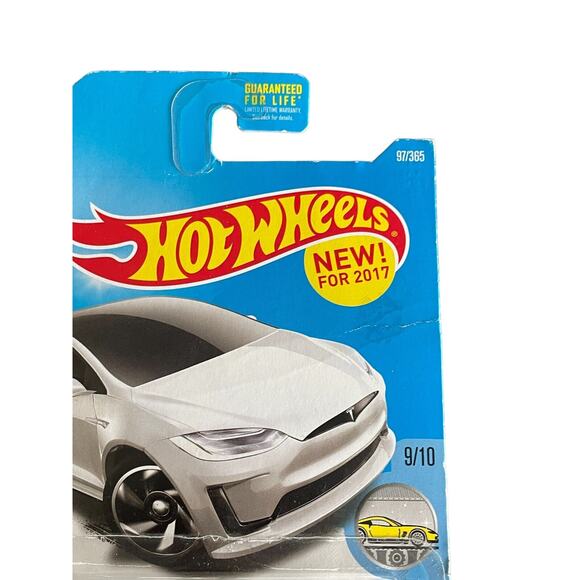 Tesla Model X Hot Wheels White Factory Fresh 97/365 New In Package - Picture 2 of 6